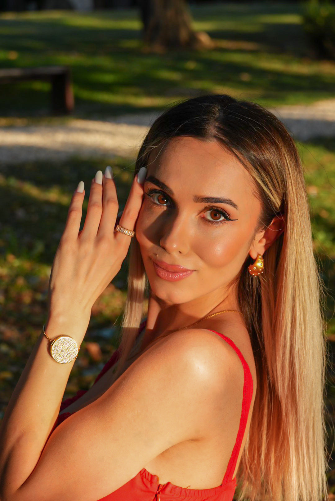 Brățară cu balsam de buze DELREYNA CRYSTAL GOLD