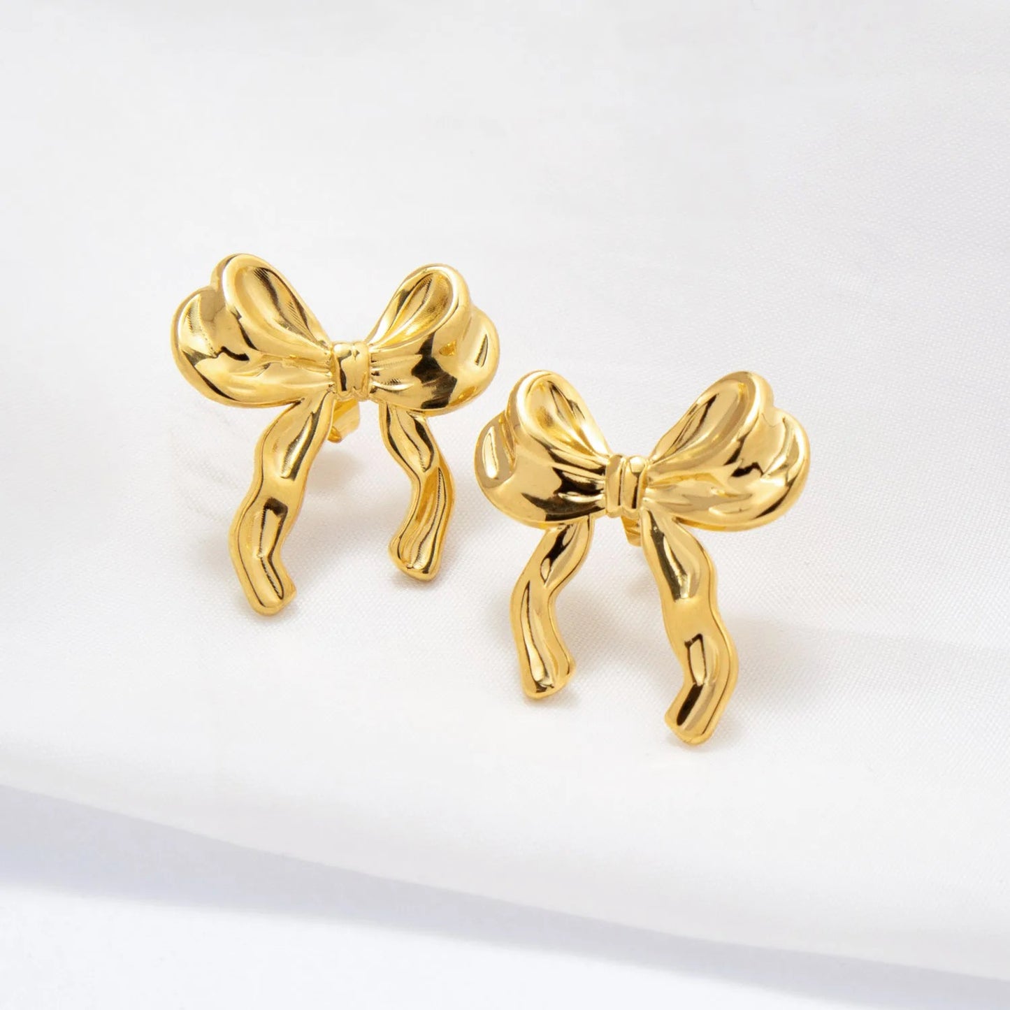 PETITE BOW